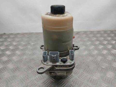 Bomba de Direccion Ford Focus AMBIENTE D) BERLINA 90CV 66KW