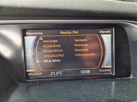 Foto 3ª: Pantalla Multifuncion Audi A4 2.0 TDI 125KW) 170CV [CAH] (2011)