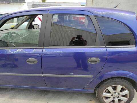 Puerta Trasera Izquierda Opel Meriva Z17DTH
