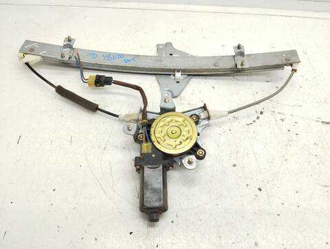 Foto 1ª: Elevalunas Manual Trasero Derecho Chevrolet Nubira 1.6 CAT BERLINA 109CV 80KW [F16D3] (2005)