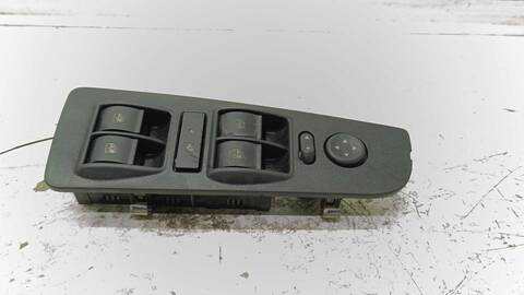 Botonera Elevalunas Fiat Linea DYNAMIC 90CV 66KW