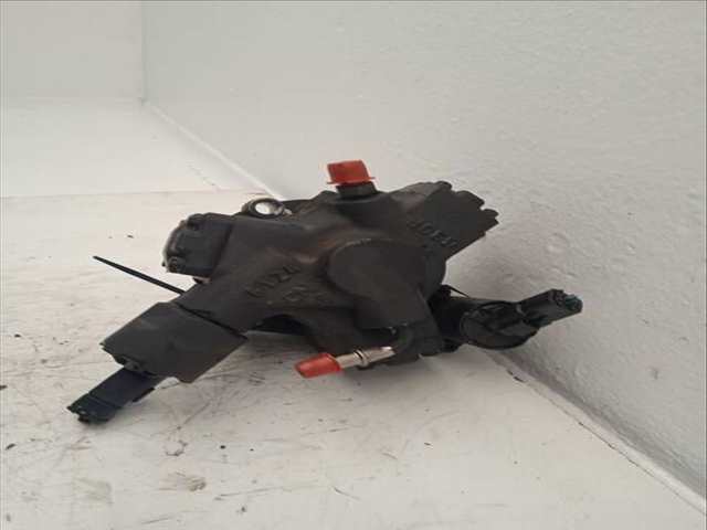 Foto 3ª: Bomba Inyeccion Volvo S40 2.0 D 136CV 100KW [D 4204 T] (2006)