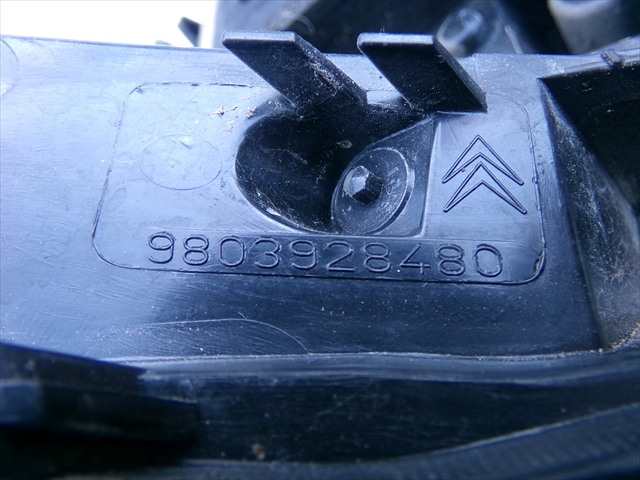 Foto 3ª: Piloto Trasero Derecho Citroen C3 1.2 G 2013-2016 [HM01 / HMZ] (2016)