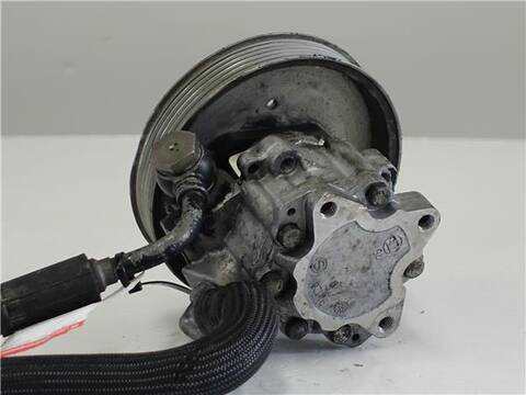 Foto 2ª: Bomba Servodireccion Audi A4 2.5 TDI AVANT 179CV 132KW [AKE] (2002)