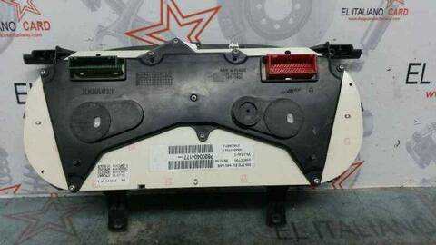 Foto 3ª: Cuadro de Instrumentos Renault Clio 1.5 DCI DIESEL 100CV 74KW (2001)