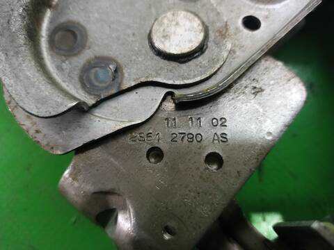 Foto 3ª: Freno de Mano Ford Fiesta AMBIENTE 68CV 50KW [F6JA] (2003)