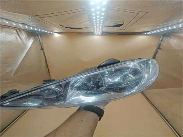 Foto 1ª: Faro Izquierdo Peugeot 206 1.6 CC [1.6 LTR. - 80 KW HDI FAP CAT (9HZ - DV6TED4)] [9HZ / DV6TED4]