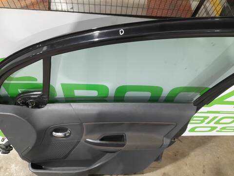 Foto 3ª: Puerta Delantera Derecha Citroen C3 1.4 HDI 68CV 50KW [8HZ (DV4TD)] (2006)