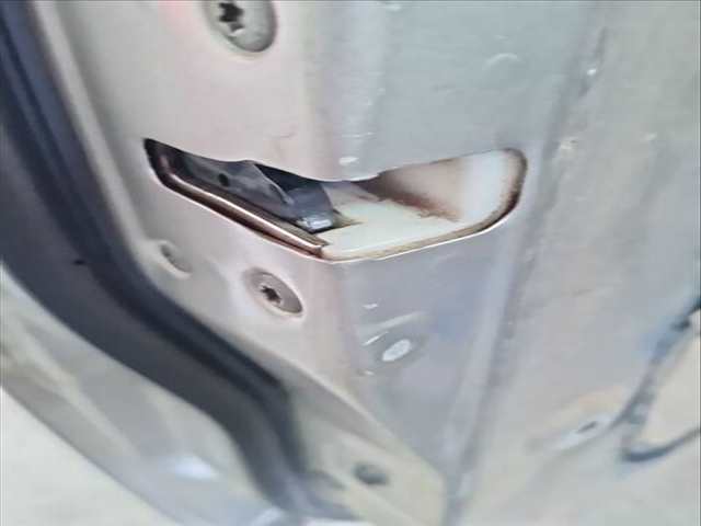 Foto 1ª: Cerradura Puerta Delantera Izquierda Mitsubishi Montero 3.2 DI-D V88W V98W) 160CV 118KW [4M41] (2007)