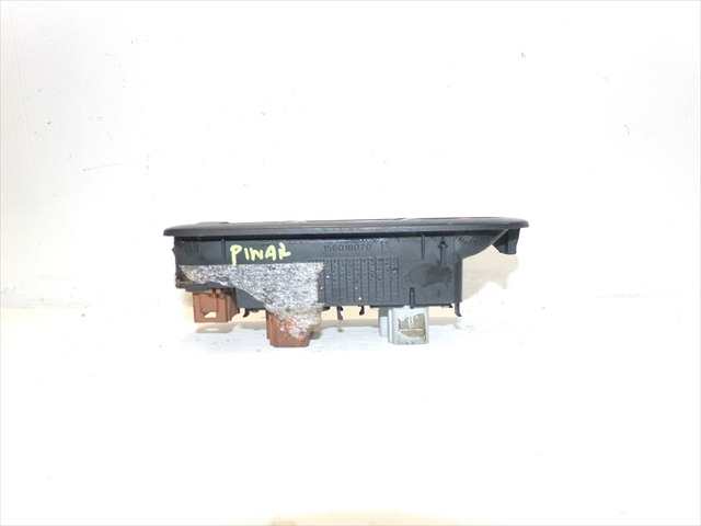 Foto 2ª: Botonera Elevalunas Renault Megane 1.5 DCI 2002-2008 [K9KP7] (2006)