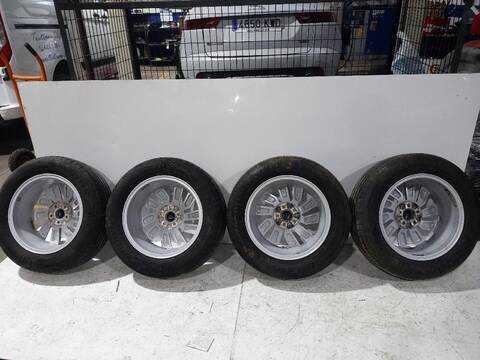 Foto 2ª: Juego LLantas Volkswagen T-Cross ADVANCE 95CV [DKLA  DUSB  CHZL  DL] (2016)