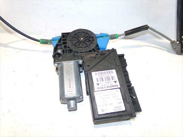 Foto 3ª: Elevalunas Eléctrico Delantero Izquierdo Audi A4 2.0 TDI 2004-2007 [BLB] (2005)