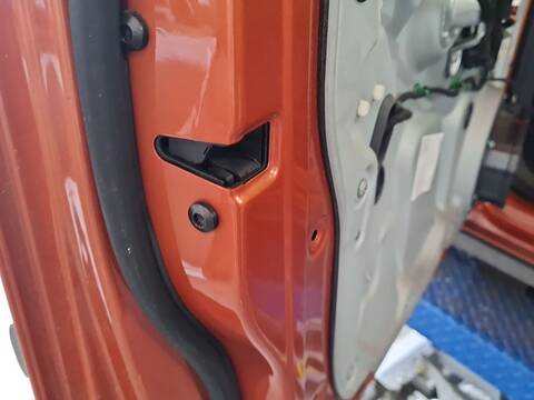 Cerradura Puerta Delantera Izquierda Volkswagen Touran 1.9 TDI 105CV 77KW