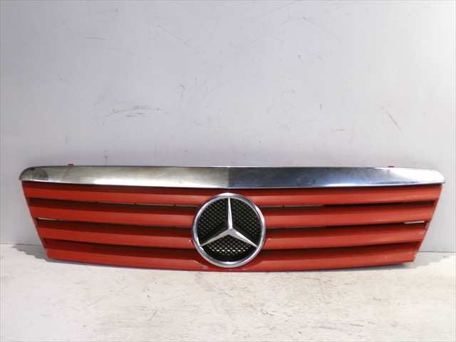Foto 1ª: Rejilla Delantera Mercedes Clase A 170 1.7 CDI W168,1998-2004 [668942] (2003)