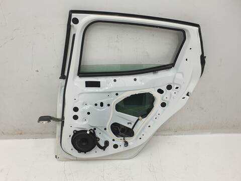 Foto 3ª: Puerta Trasera Derecha Renault Clio INTENS (2019)