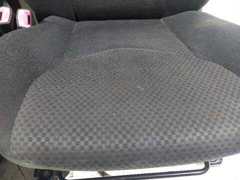 Foto 3ª: Asientos Traseros Toyota Rav4 EXECUTIVE 136CV 100KW [2AD] (2006)