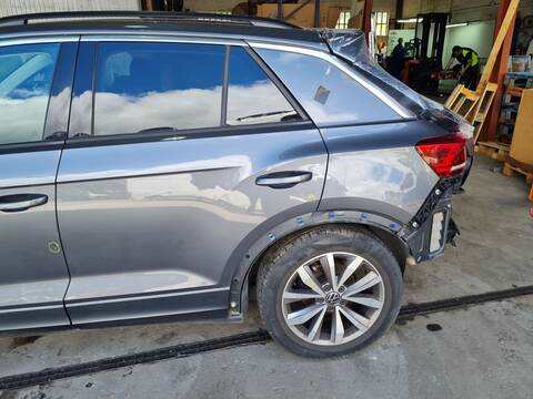 Puerta Trasera Izquierda Volkswagen T-Roc STYLE 149CV 110KW