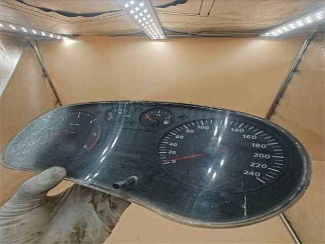 Cuadro de Instrumentos Seat Toledo 1.9 SIGNO [1.9 LTR. - 81 KW TDI]