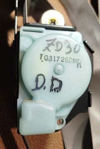 Foto 3ª: Pretensor Airbag Derecho Nissan Patrol 3.0 DI Y61 REG 1336 [ZD30] (2004)