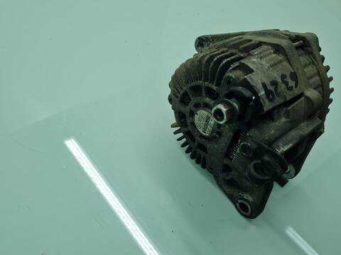 Foto 4ª: Alternador Mitsubishi L200 INFORM DOPPELKABINE 4WD 136CV 100KW [4D56] (2015)
