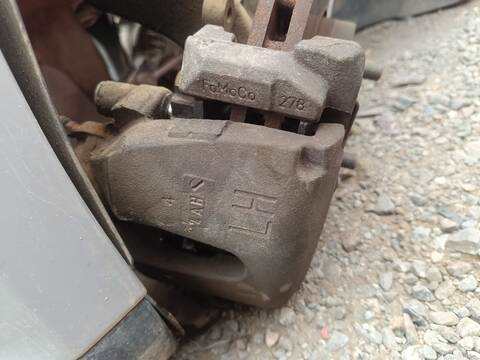 Pinza Freno Delantera Izquierdo Ford Focus TREND 125CV 92KW