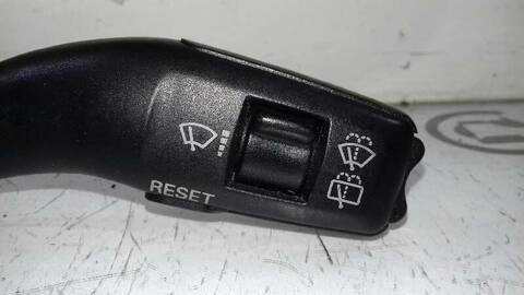 Foto 2ª: Mando Multifuncion Audi A4 2.0 TDI AVANT 140CV 103KW [BRE] (2006)