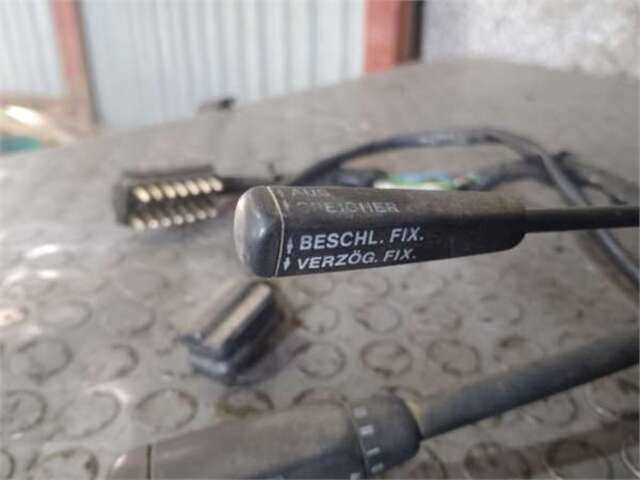 Foto 3ª: Mando Multifuncion Mercedes Clase E 180 3.0 D 300 (124.130) [3.0 LTR. - 81 KW DIESEL CAT] [OM 603.912]