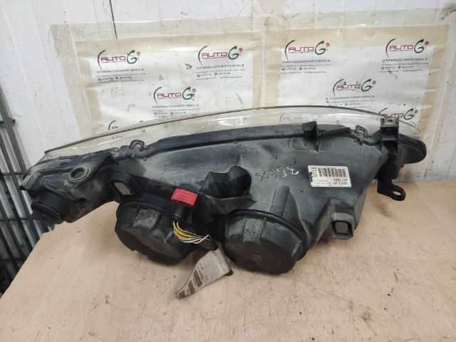 Foto 3ª: Faro Izquierdo Peugeot 307 1.6 G SW [NFU] (2004)