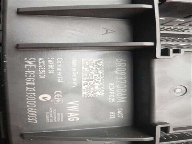 Foto 3ª: Centralita Motor ECU Seat Ibiza 1.6 TDI 90CV 66KW [CAYB] (2013)