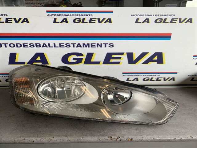 Faro Derecho Ford C Max 1.6 TDCI 90CV FOCUSDM2 CAP) DESDE 08/2003 HASTA 03/2007