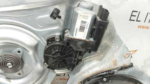 Foto 2ª: Elevalunas Eléctrico Delantero Izquierdo Kia Sportage CONCEPT 4X2 116CV 85KW [D4FD] (2011)