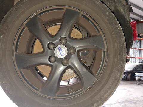 LLanta Chapa Volvo V40 MOMENTUM 114CV 84KW