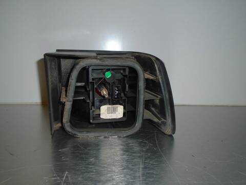 Foto 2ª: Piloto Trasero Izquierdo Citroen Xantia 2.0 HDI CAT RHY - DW10TD) BERLINA 90CV 66KW (2000)