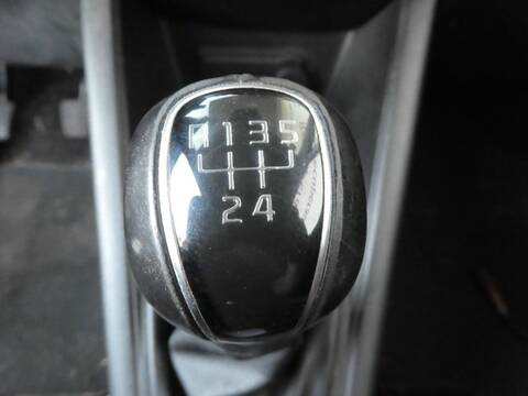 Foto 3ª: Caja Cambios Kia Venga G4FA (2017)