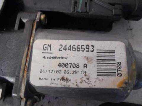 Foto 4ª: Elevalunas Eléctrico Delantero Izquierdo Opel Corsa 1.2 16V CAT Z 12 XE - LW4) 75CV 55KW [Z12XE] (2003)
