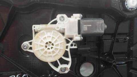 Foto 2ª: Elevalunas Manual Trasero Izquierdo Ford Focus ACTIVE 125CV 92KW [B7DA] (2018)