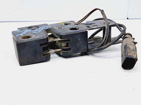 Foto 3ª: Cerradura Capot Audi Tt 2.0 16V TFSI 200CV 147KW [BWA] (2007)