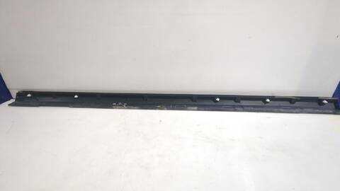 Foto 3ª: Faldón Lateral Volkswagen T-Roc 1.6 TDI 115CV [DGTE] (2017)