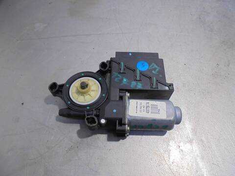 Foto 4ª: Elevalunas Eléctrico Delantero Izquierdo Skoda Fabia 1.9 SDI CAT ASY) 64CV 47KW (2003)