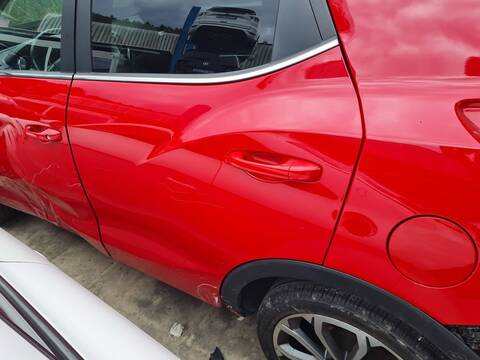 Puerta Trasera Izquierda Ssangyong Tivoli LINE 4X2 128CV 94KW