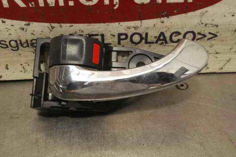 Maneta Interior Trasera Izquierda Toyota Rav4 XR 177CV 130KW