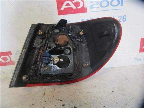 Foto 2ª: Piloto Trasero Izquierdo Nissan Almera 1.5 DCI 82CV 60KW [D-K9K] (2003)