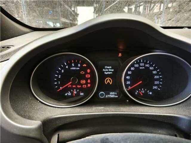 Cuadro de Instrumentos Kia Sportage 1.7 EMOTION 4X2 [1.7 LTR. - 85 KW CRDI CAT]