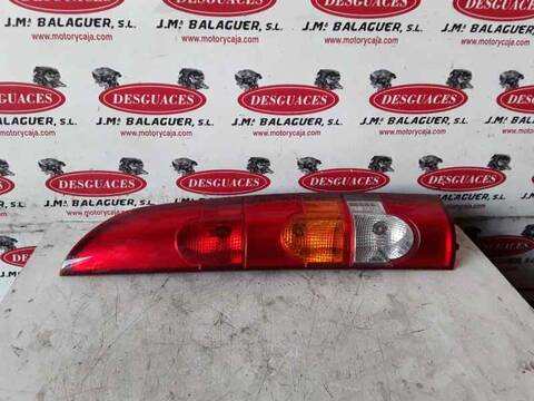 Piloto Trasero Derecho Renault Kangoo VERSION INDEFINIDA