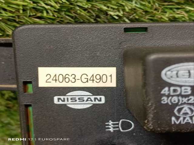 Foto 3ª: Caja Reles Fusibles Nissan Trade 3.0 TD 100 [BD30T] (1999)
