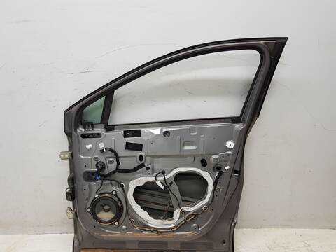 Foto 2ª: Puerta Delantera Derecha Renault Captur TECHNO (2022)