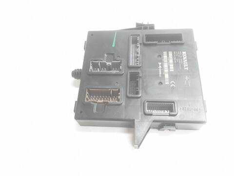 Foto 2ª: Centralita Motor ECU Renault Trafic L1H1 28T (2014)