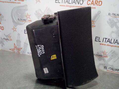 Foto 3ª: Guantera Skoda Fabia AMBITION 75CV 55KW [CAY] (2011)