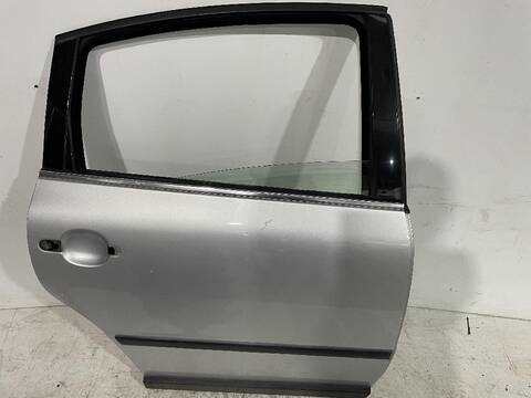 Foto 2ª: Puerta Trasera Derecha Volkswagen Passat ADVANCE 131CV [AVF] (2000)