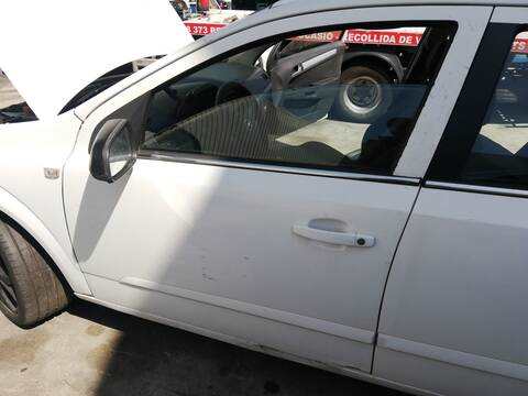 Puerta Delantera Izquierda Opel Astra Z17DTH BERLINA